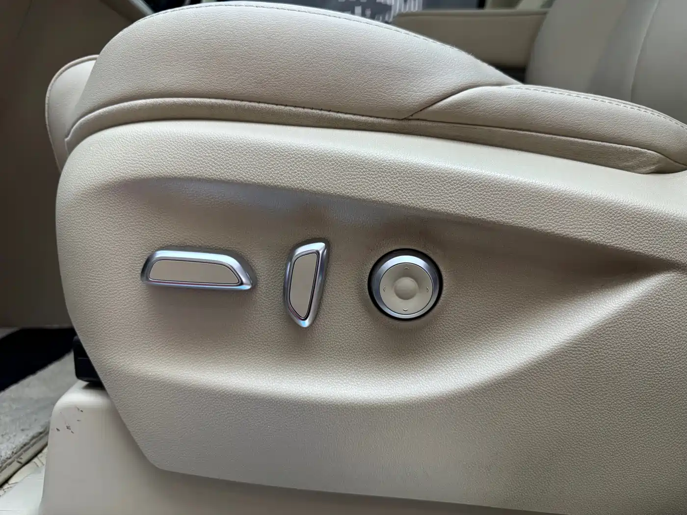 Buick GL8 2022 ES Landmark 653T Premium фото 20