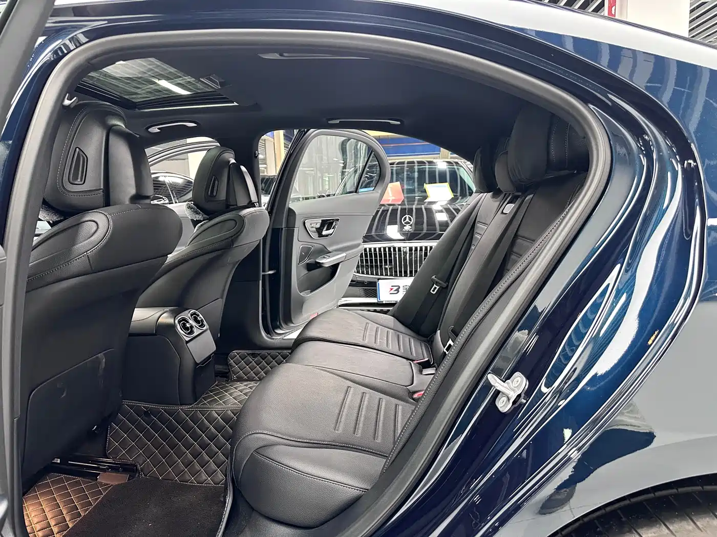 Mercedes-Benz C-Class 2025 C 200 L Sport Edition фото 6