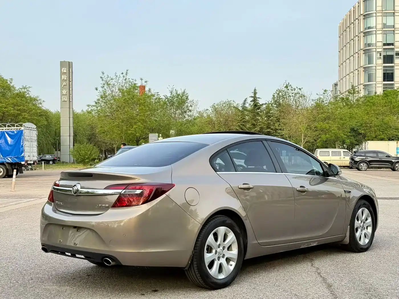 Buick Regal 2015 2.0L Leading Fashion Model фото 7