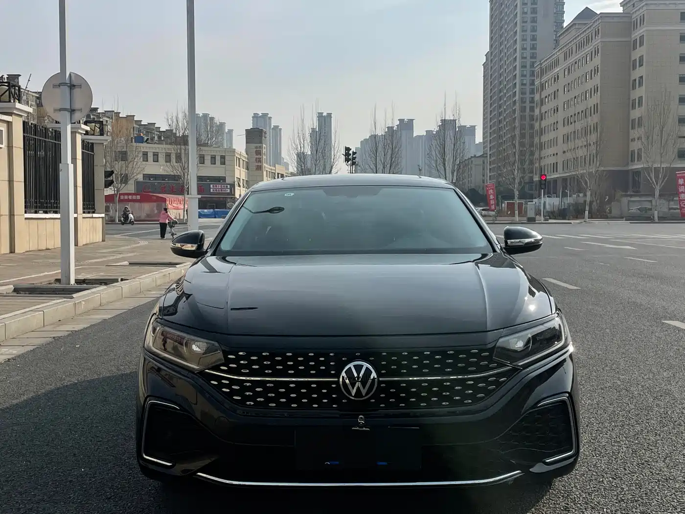 Volkswagen Passat 2025 Outstanding 380TSI Starlight Dragon Soaring Edition фото 3