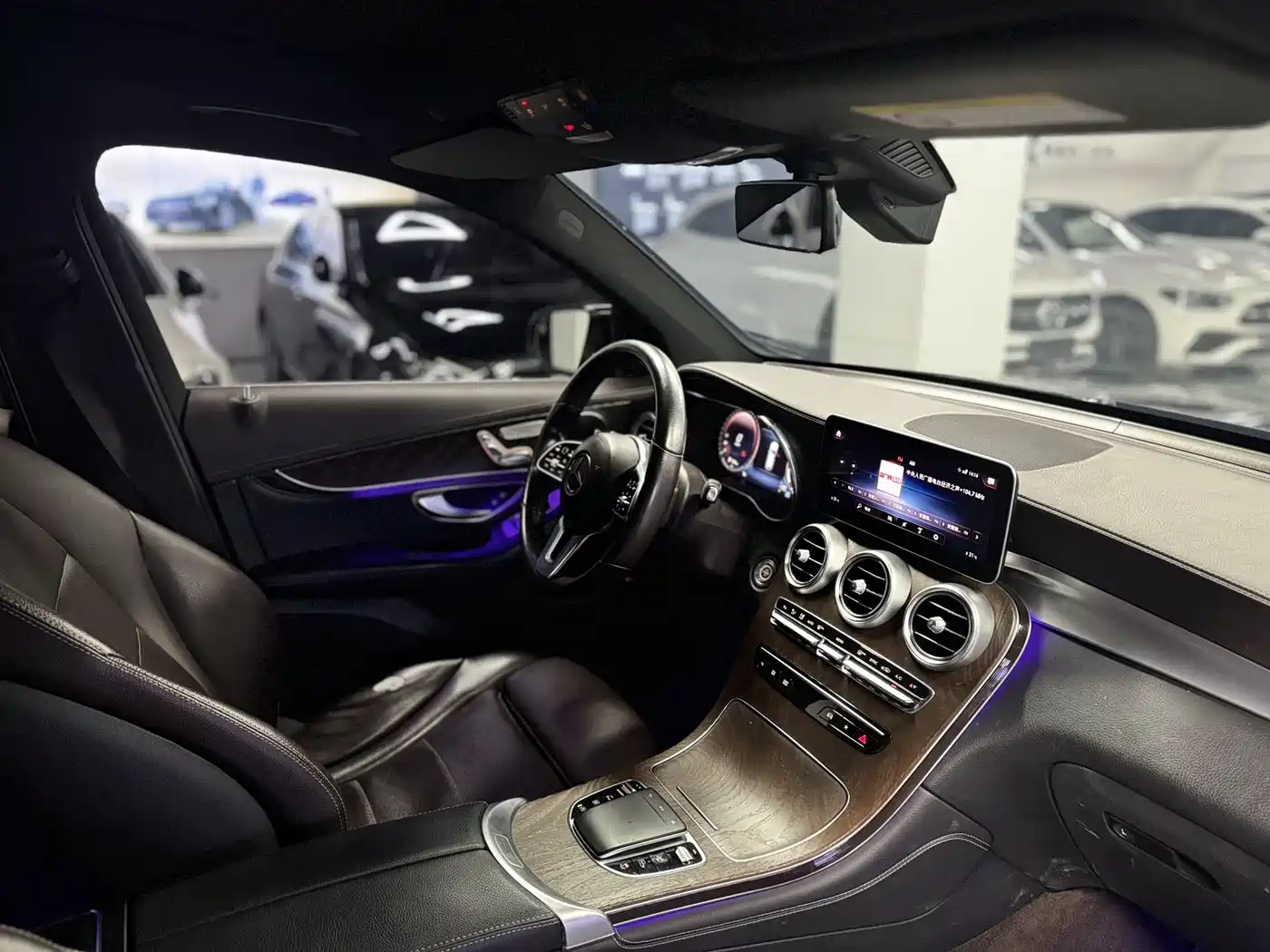 Mercedes-Benz GLC 2020 GLC 260 L 4MATIC Luxury фото 12