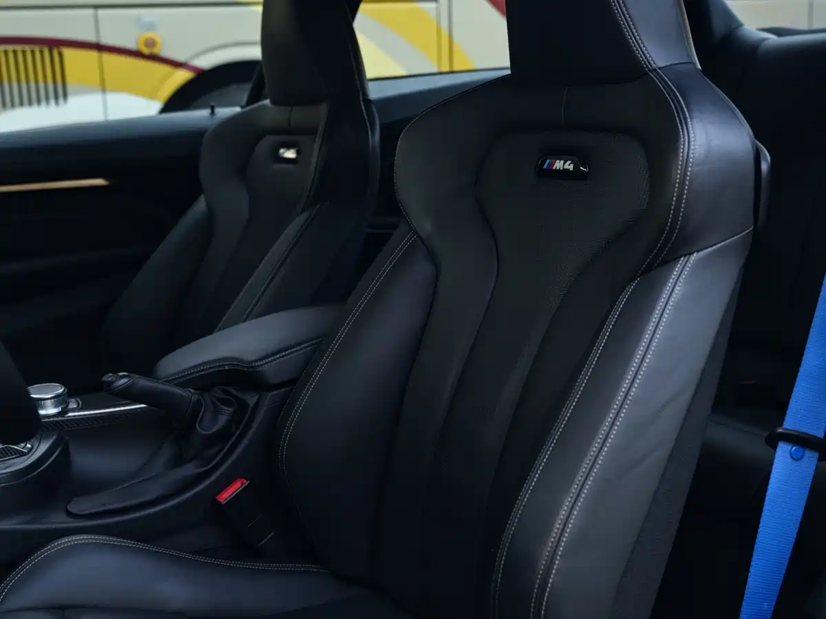 BMW M4 2019 M4 Coupe Shadow Edition фото 13