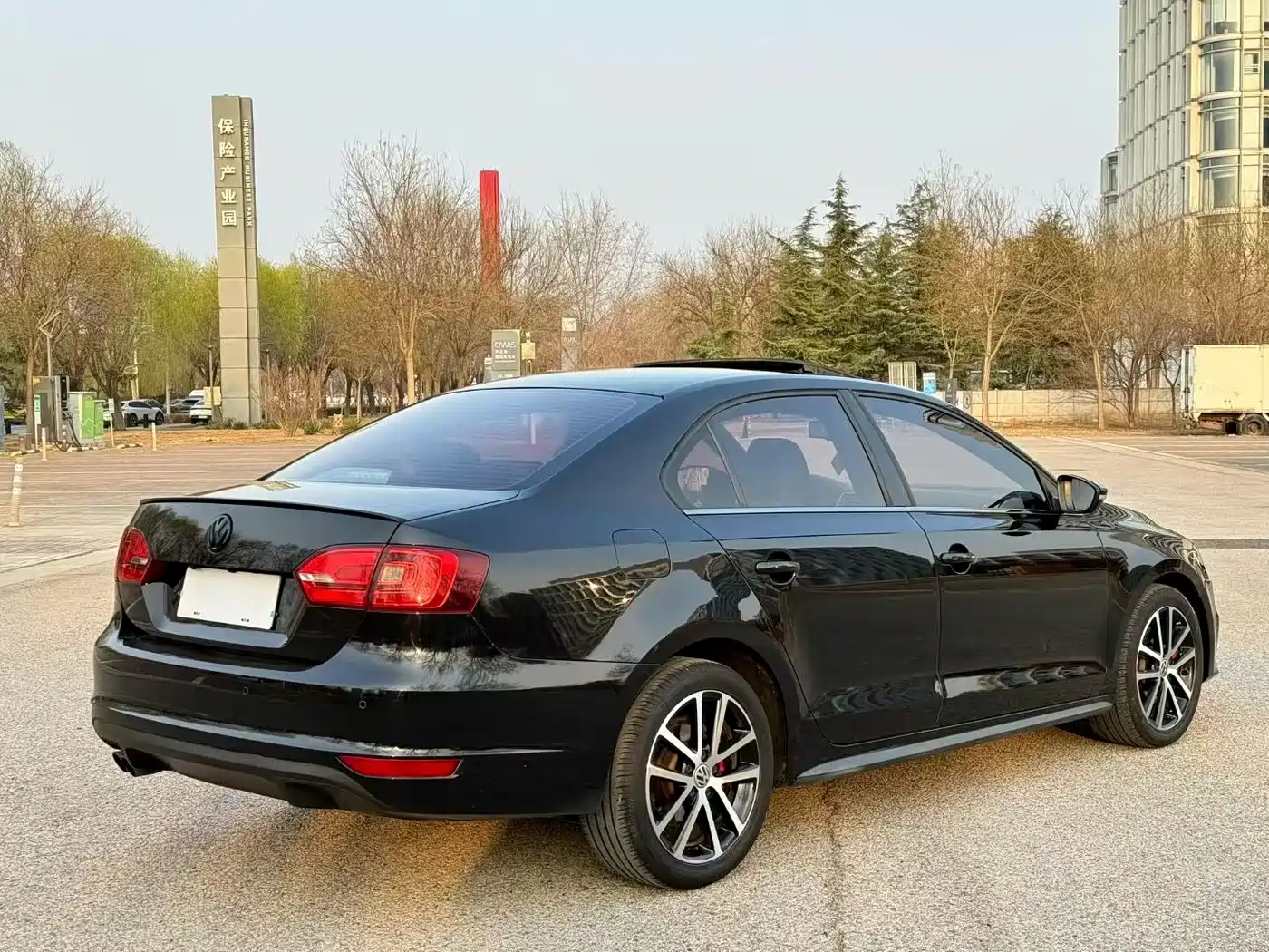 Volkswagen Sagitar 2013 2.0TSI GLI фото 7