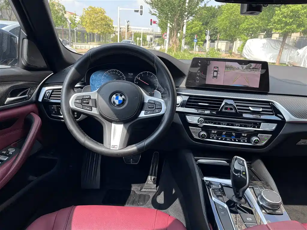 BMW 5 Series 2019 530Li Premium M Sport Package фото 8