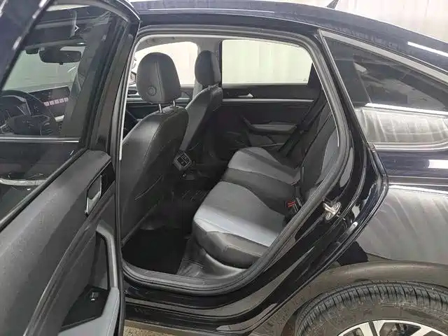 Volkswagen Lavida 2024 Model 1.5L Automatic 5 Million Edition фото 6