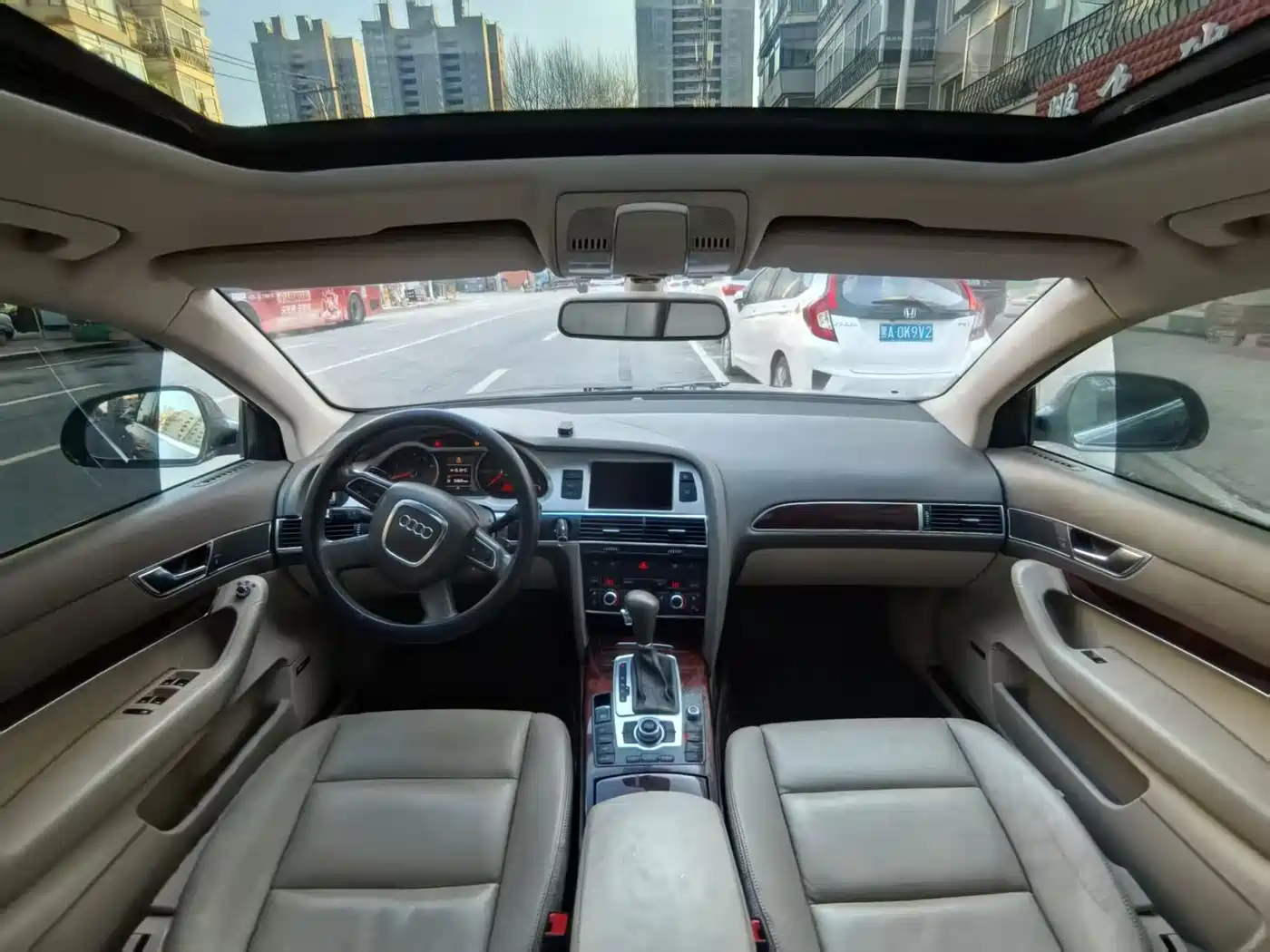 Audi A6L 2010 2.4L Technology фото 7
