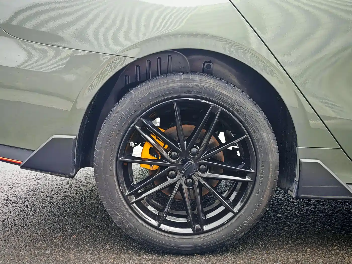 GEELY AUTOMOBILE BINRUI