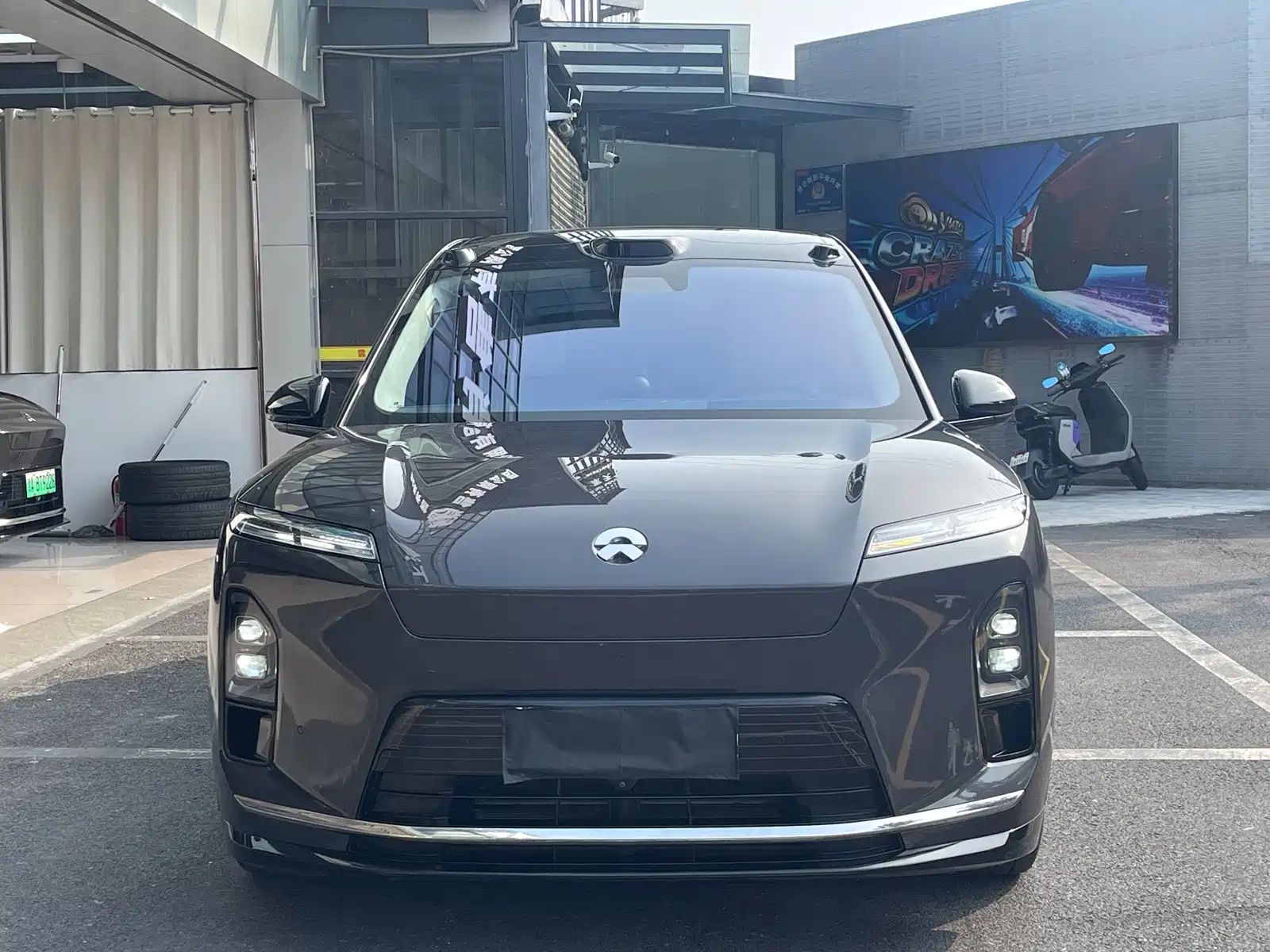 Фото 3 - NIO ES8