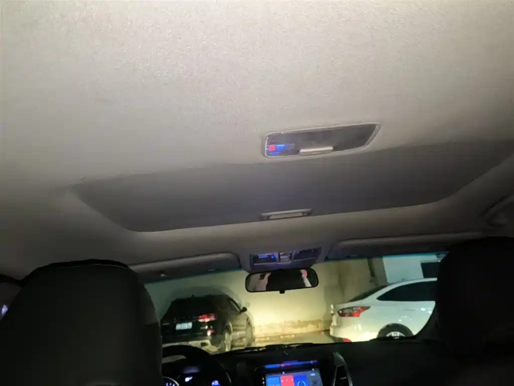 Hyundai Langdong 2015 1.6L Auto Premium фото 18