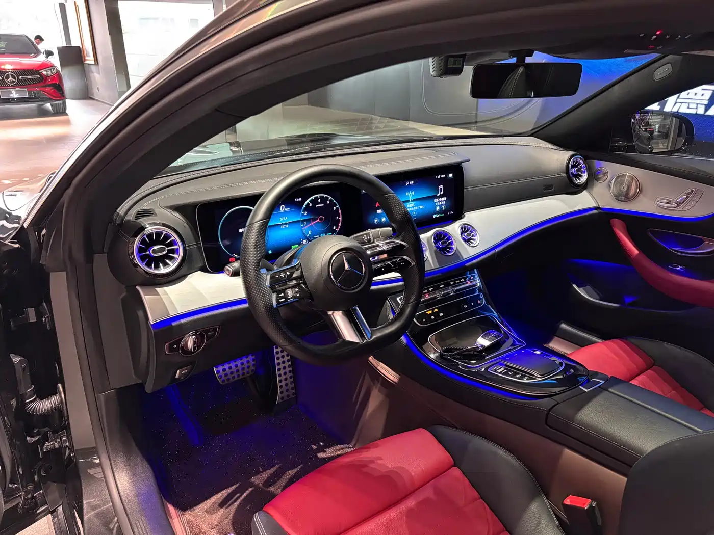 MERCEDES-BENZ E CLASS