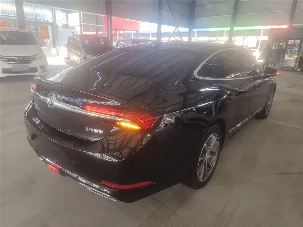 BUICK LACROSSE