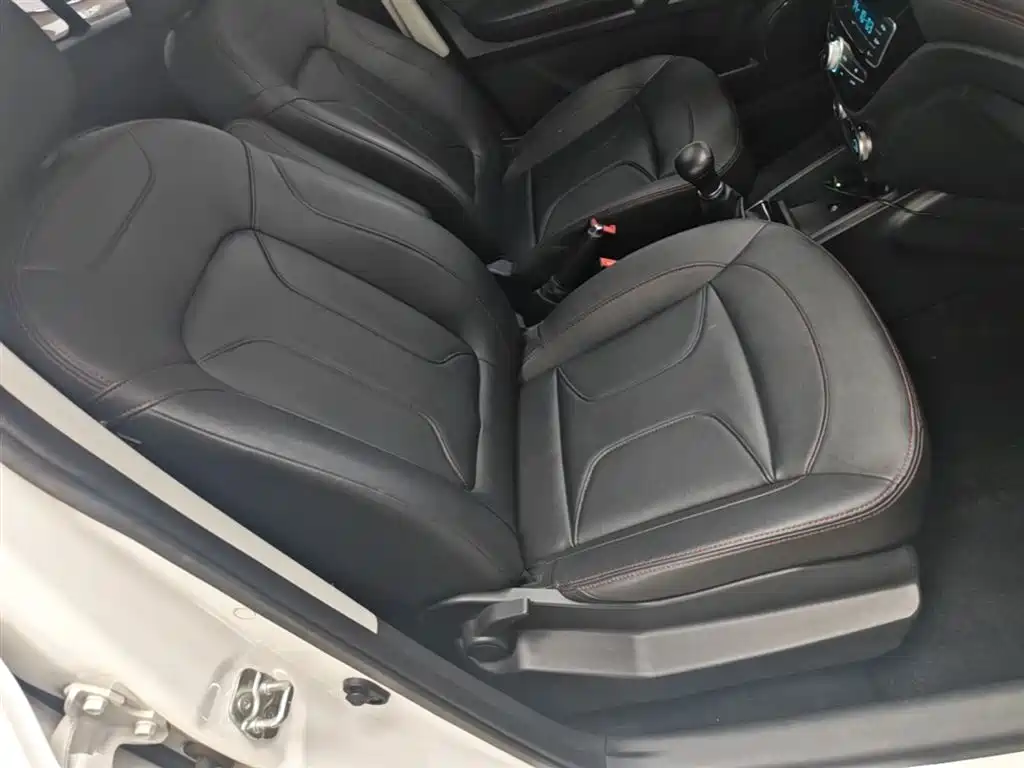 Haval H1 2017 Blue Label 1.5L AMT Standard фото 25