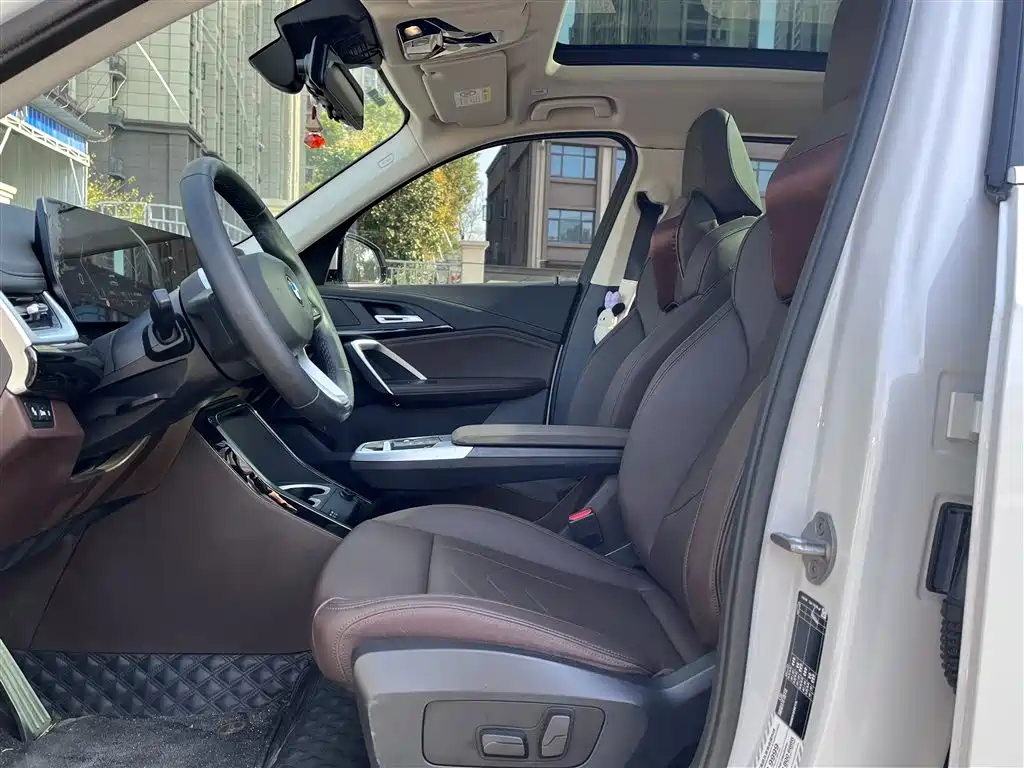 BMW X1 2023 sDrive20Li X Design Package фото 4