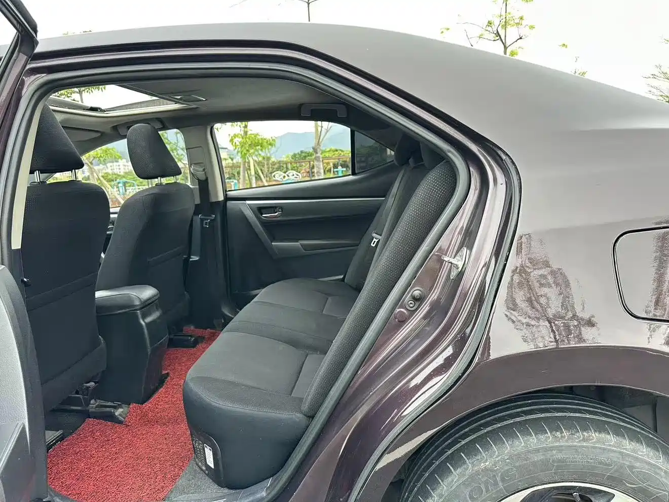 Toyota Levin 2017 Facelift Hybrid 1.8H GS E-CVT Elite Sunroof Edition China V фото 8