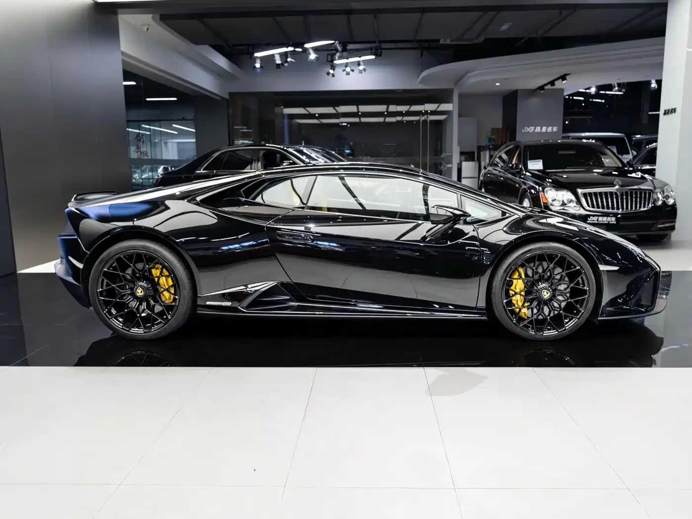 LAMBORGHINI HURACÁN