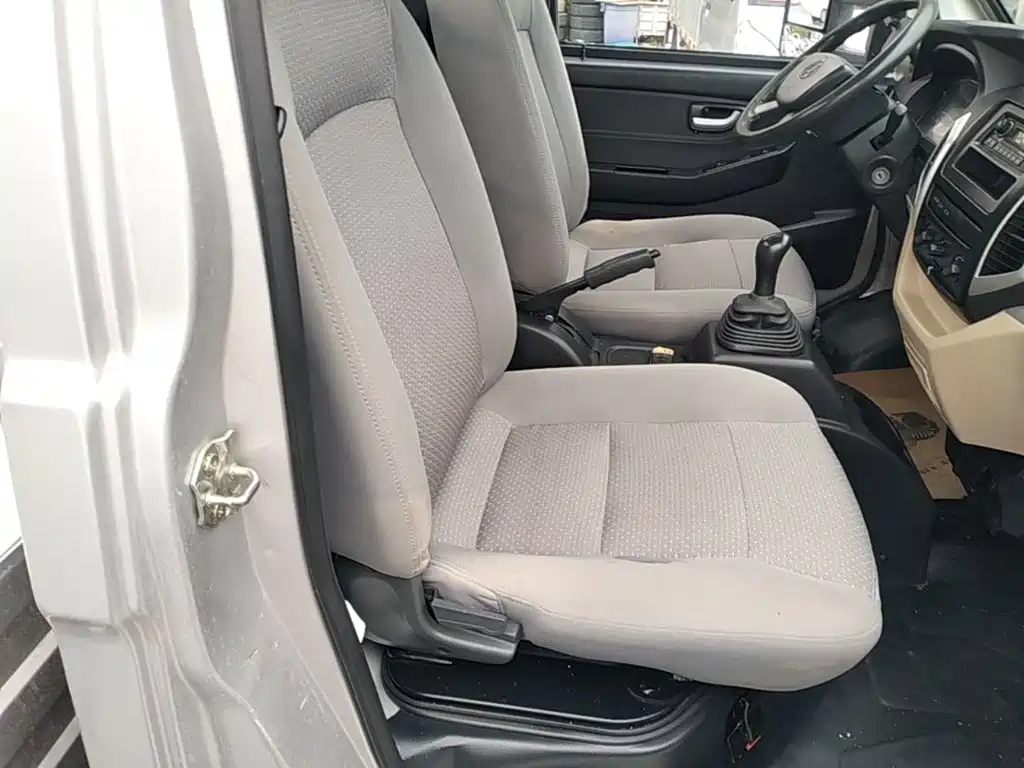 Changan Kuayue Kuayue King X5 2021 2021 Model 1.6L Petrol Standard Edition Single Cab Dual Rear Wheel Flatbed 3600mm Cargo Box DAM16KR