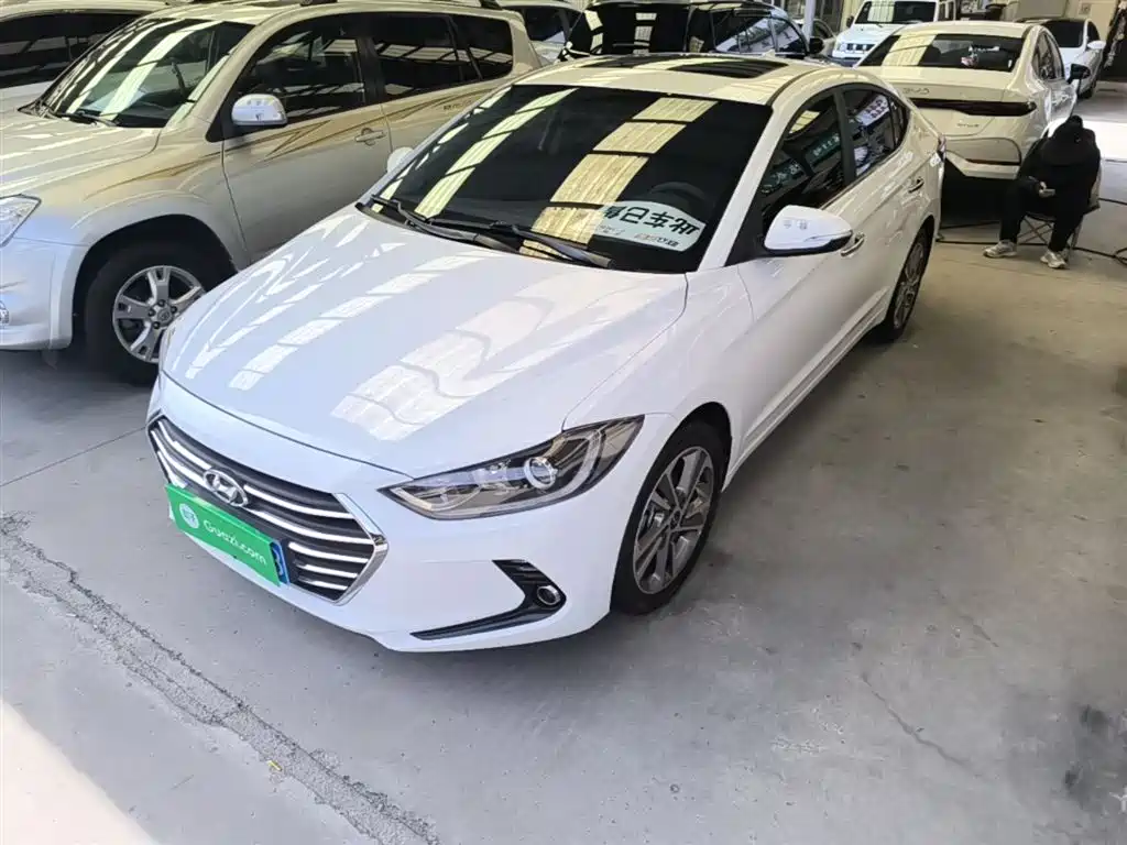 Hyundai Elantra 2016 Model 1.6L Automatic Smart Elite фото 2