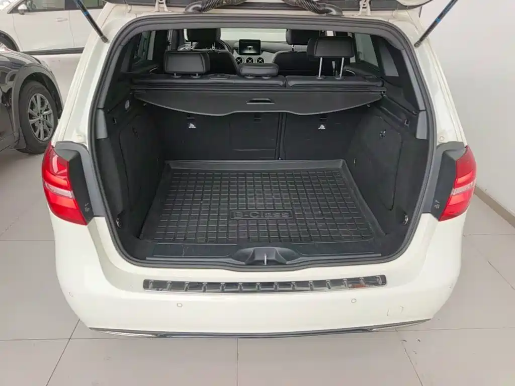 Фото 19 - Mercedes-Benz B-Class