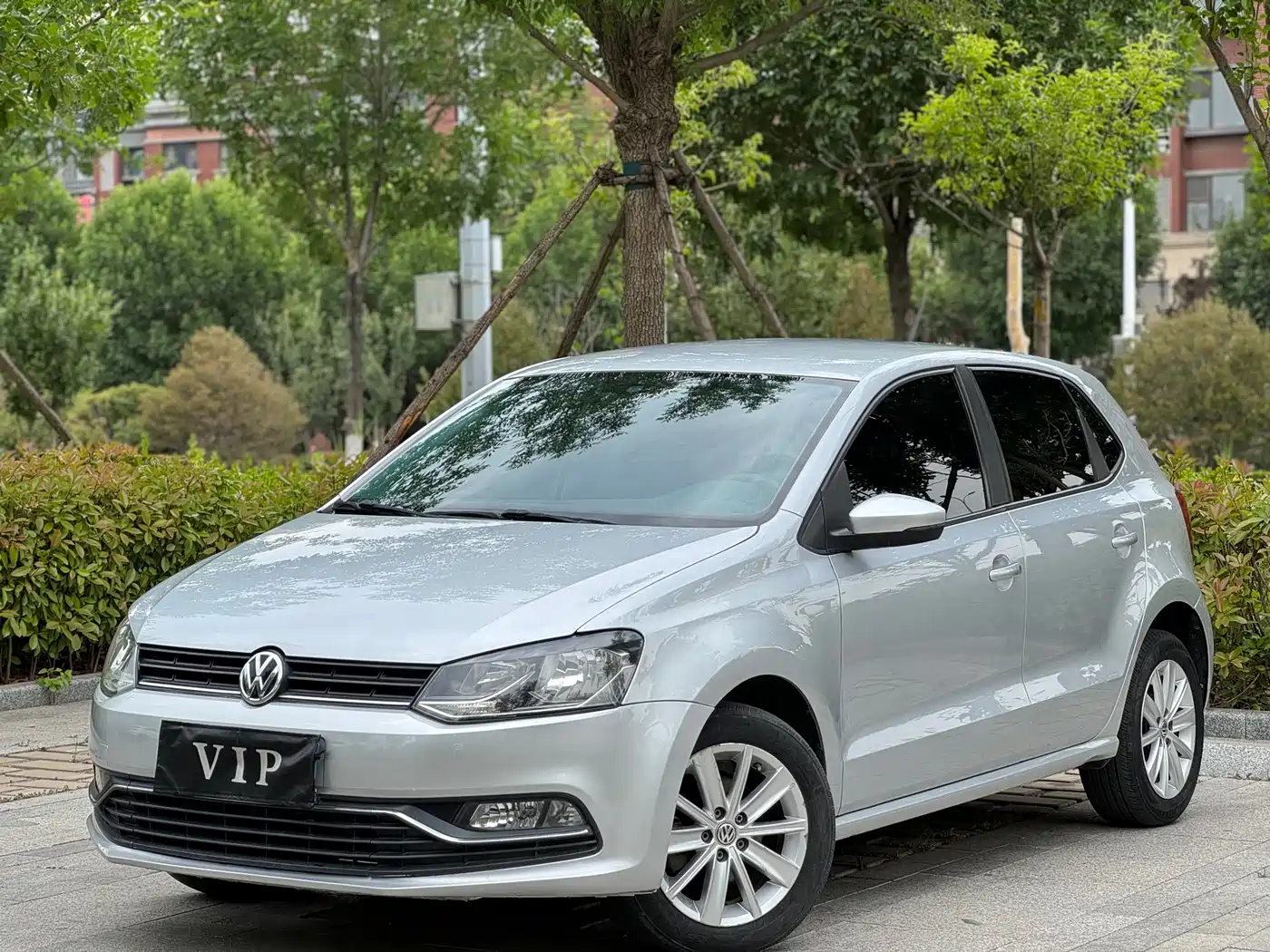 Volkswagen Polo 2014 1.6L Automatic Comfort Edition