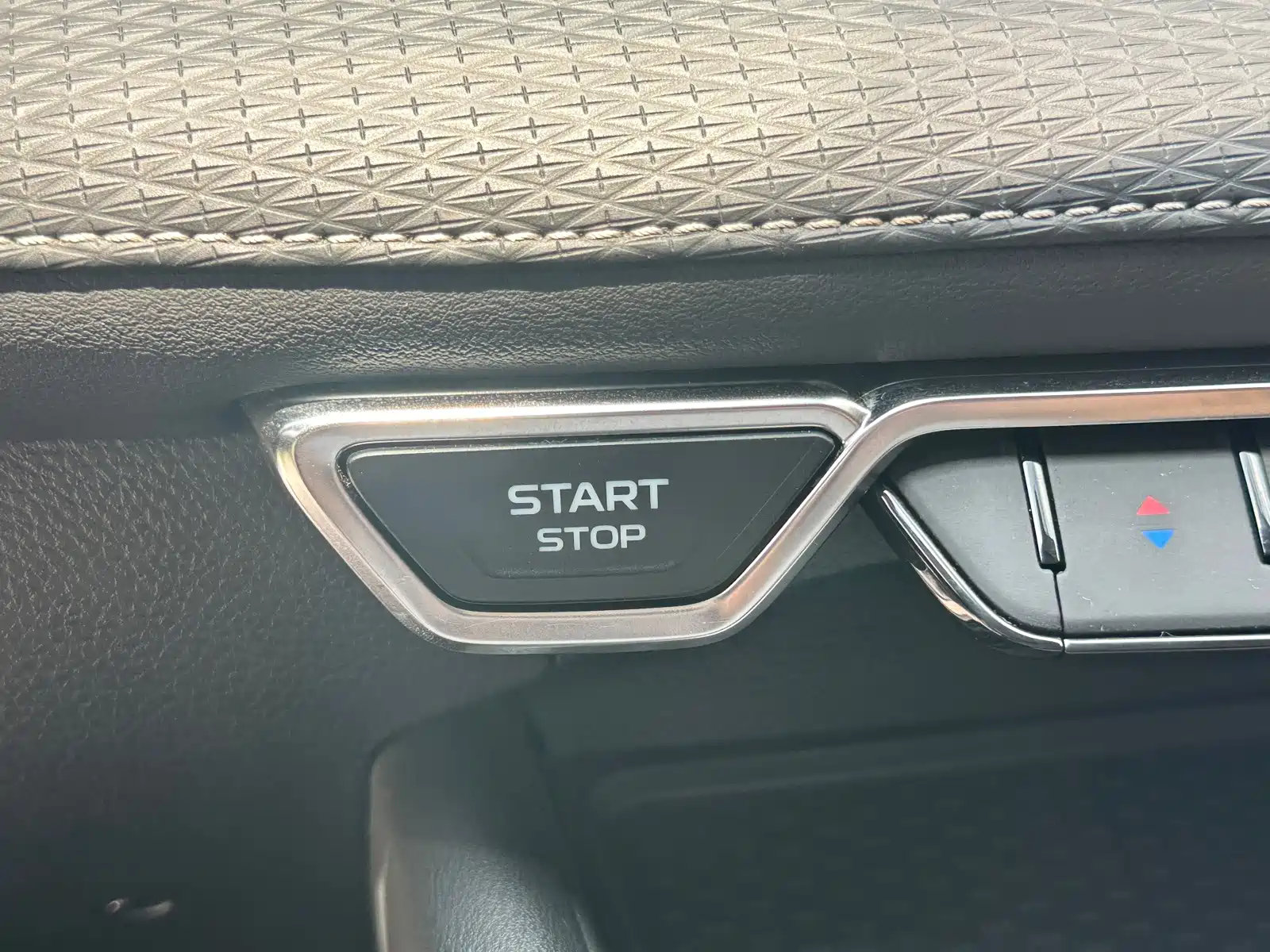 Фото 8 - Geely Preface