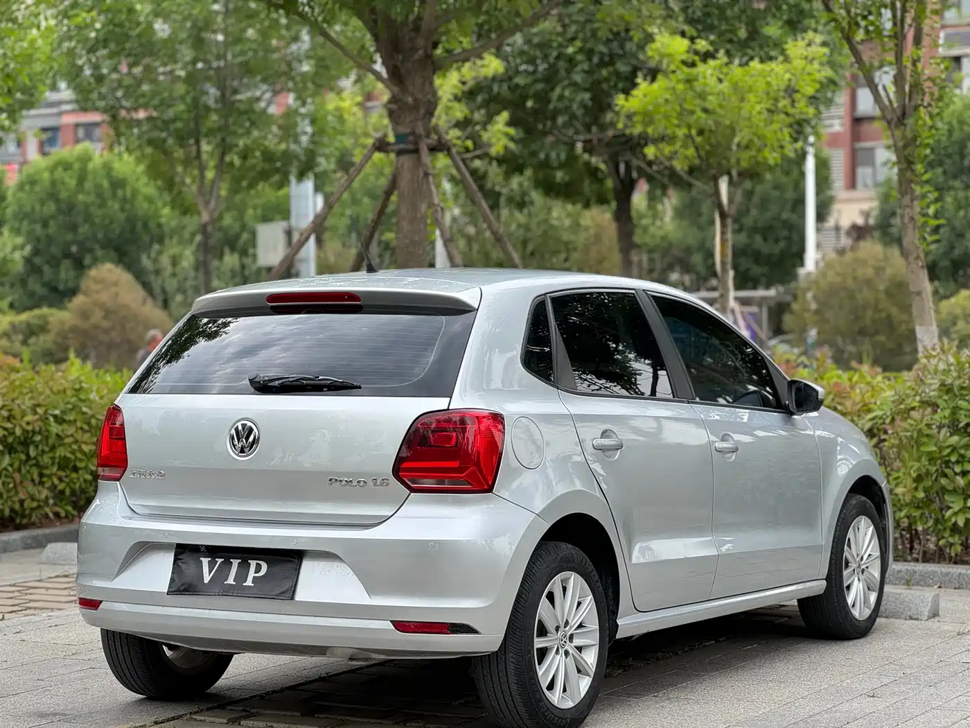 Volkswagen Polo 2014 1.6L Automatic Comfort Edition фото 10