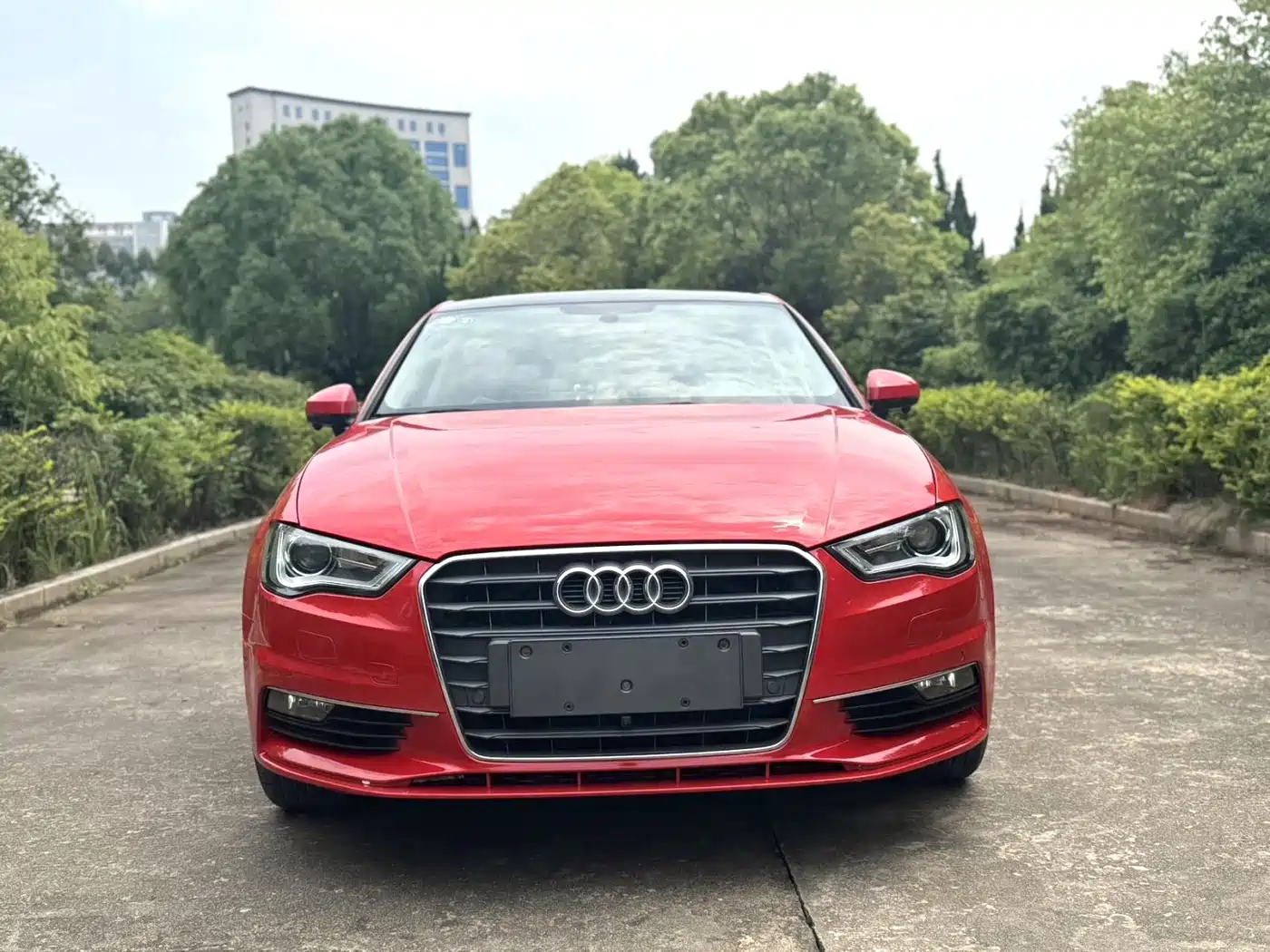 Audi A3 2016 Limousine 35 TFSI Leadership фото 2