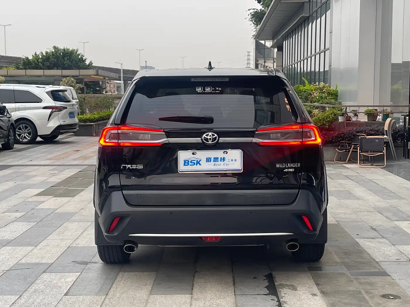 Toyota Wildlander 2021 2.0L CVT 4WD Luxury Edition фото 4