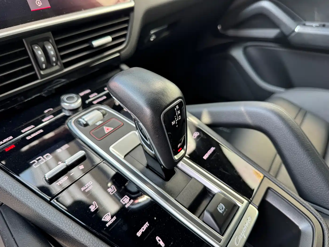Porsche Cayenne 2019 Cayenne 3.0T фото 12