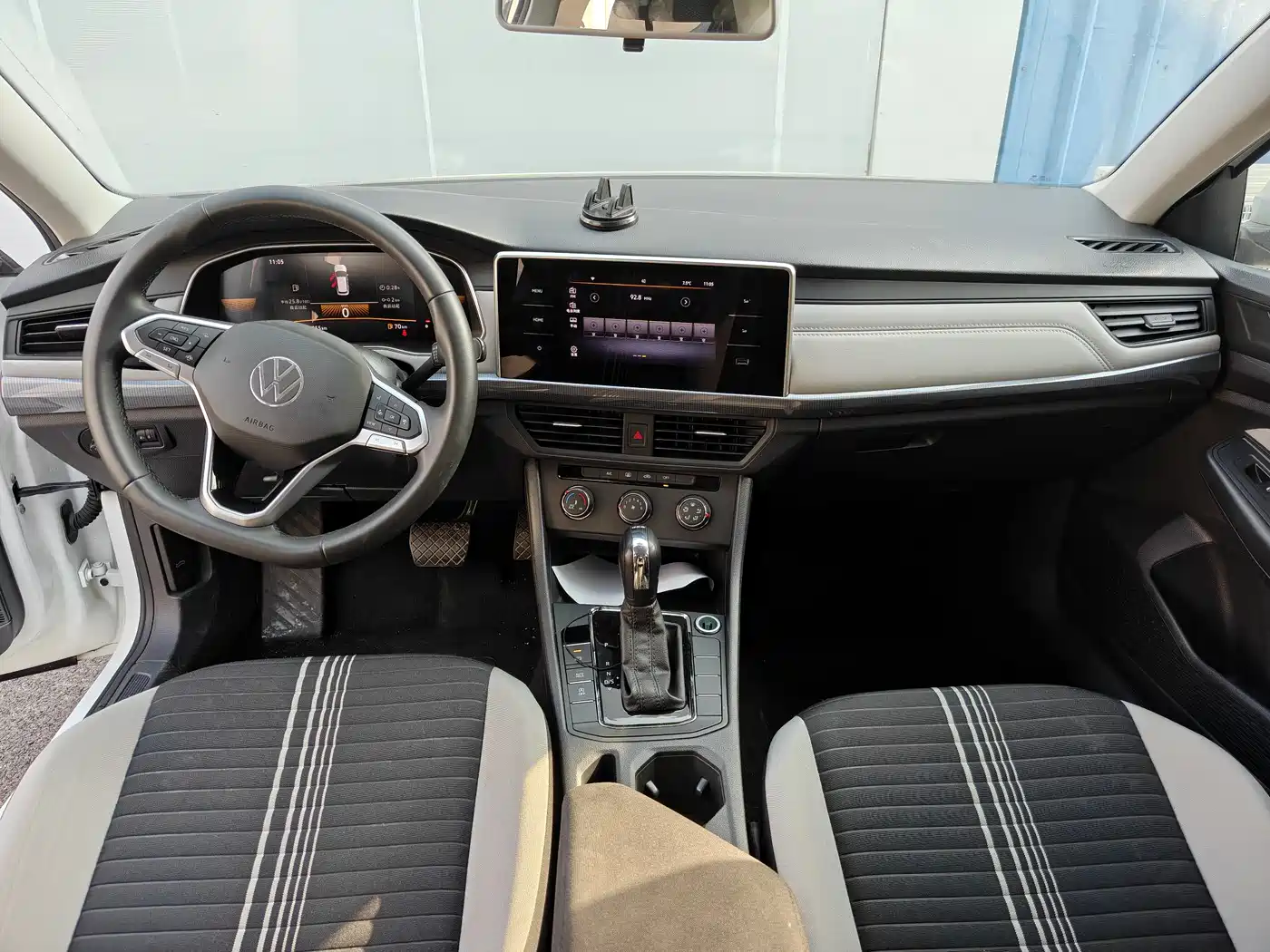 Volkswagen Bora 2023 200TSI DSG Comfort Edition фото 10