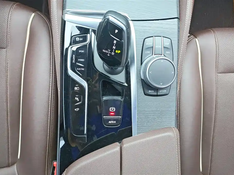 BMW 5 SERIES NEW ENERGY