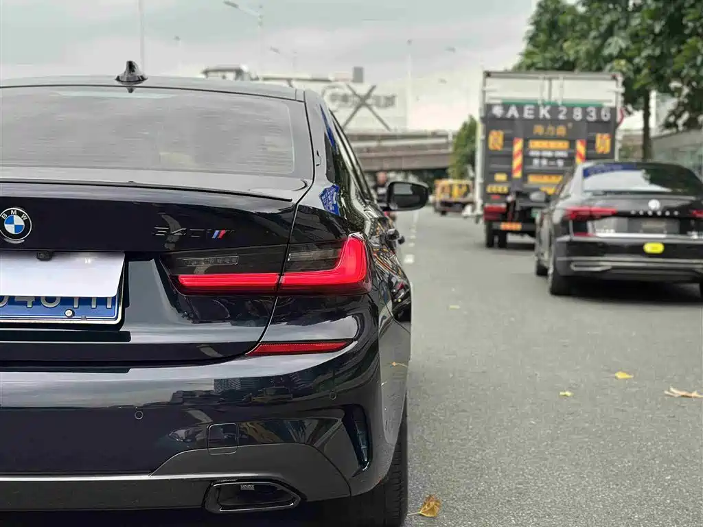 BMW 3 Series 2020 Facelift 325i M Sport Night Edition фото 11