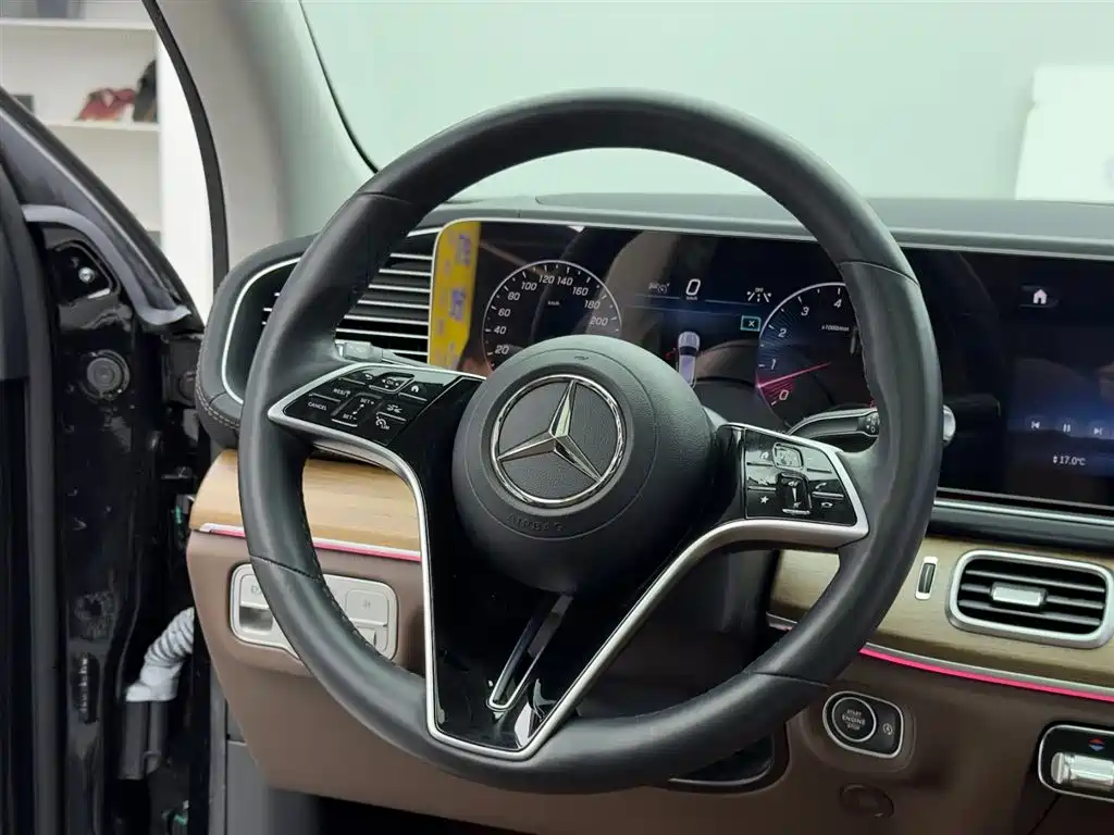 Mercedes-Benz GLE 2024 GLE 450 4MATIC Fashion фото 11