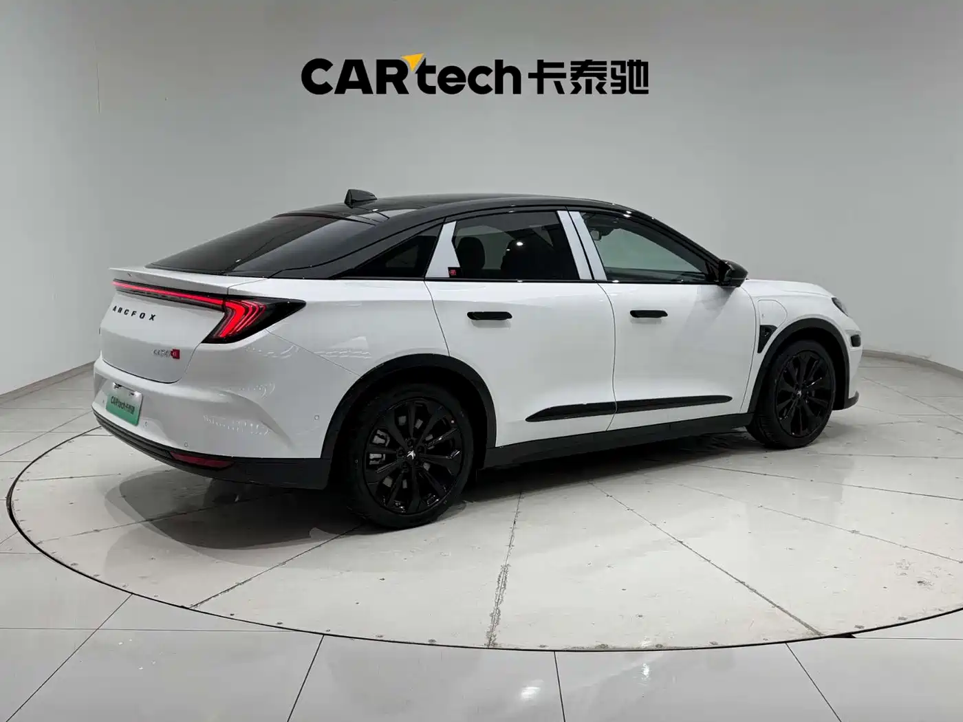 ARCFOX EXTREME FOX POLAR FOX ALPHA S6