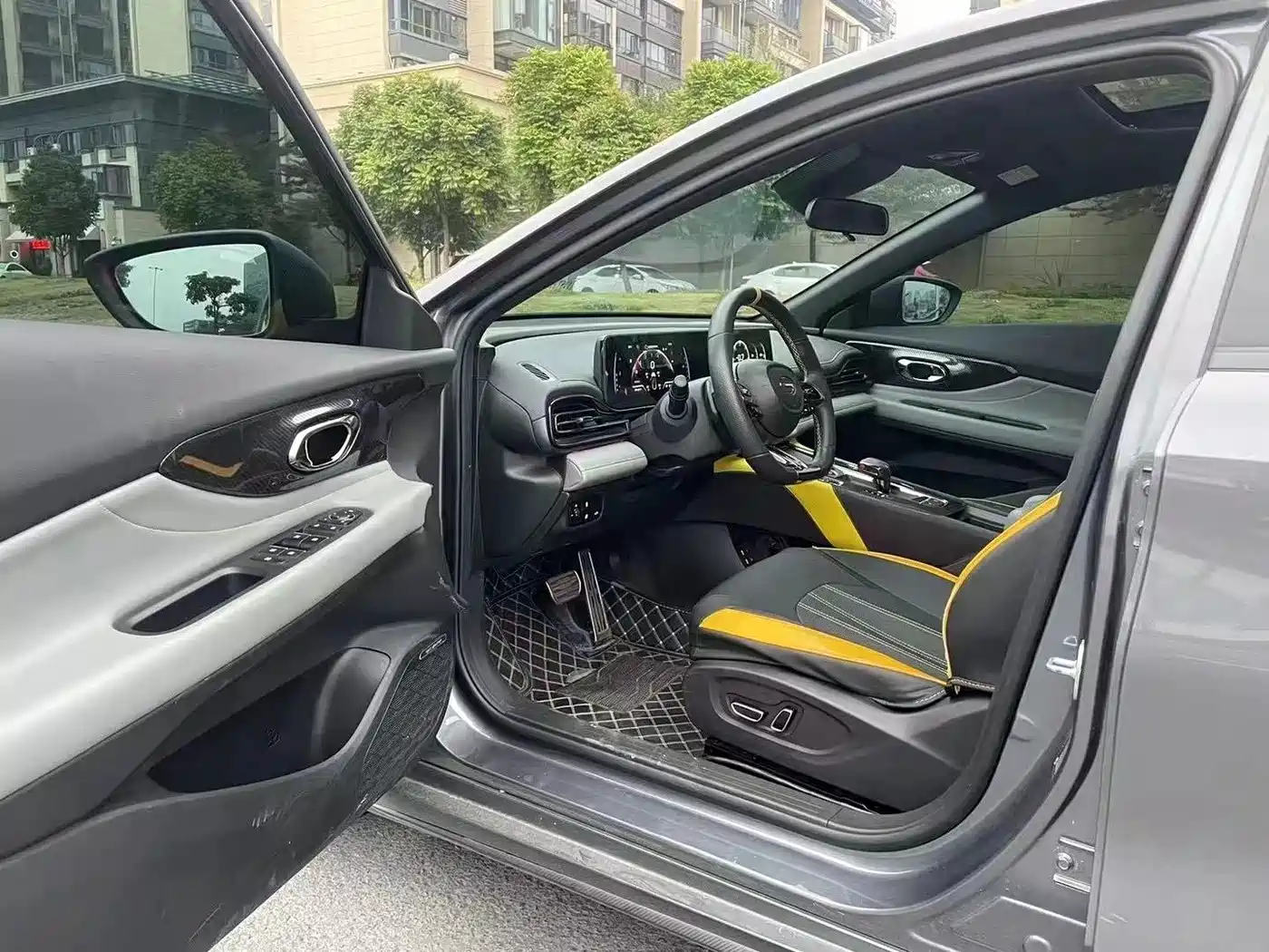 GAC Trumpchi Trumpchi Emkoo 2021 270T DCT J15 Edition фото 4