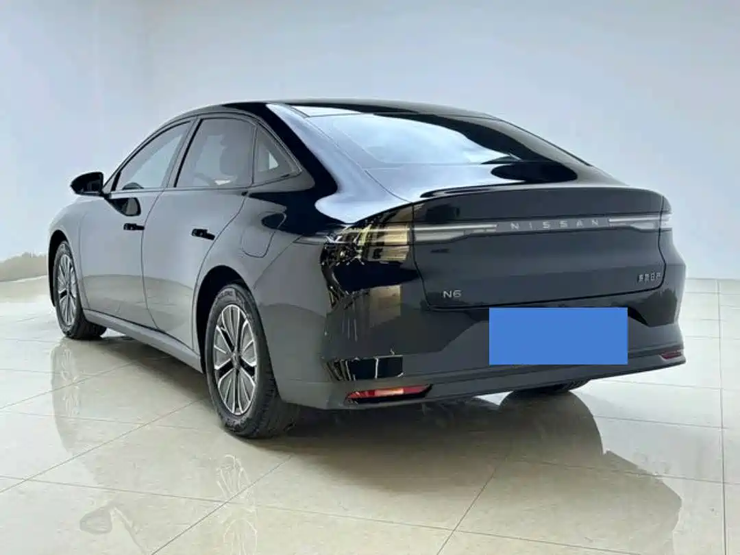 Nissan N6 2026 2025 Mid Configuration