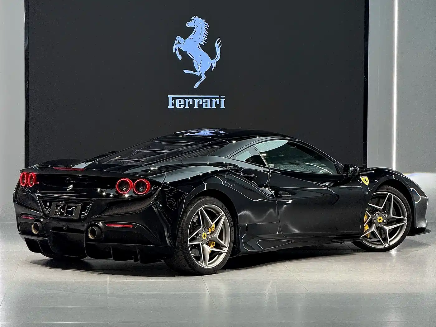 Ferrari F8 2020 2019 Tributo 3.9T V8