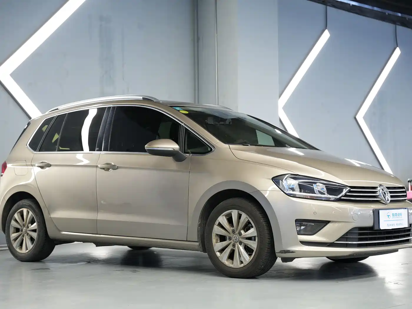Volkswagen Golf Sportsvan 2018 230TSI Automatic Progressive фото 3