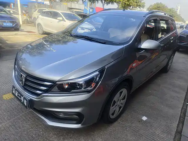 Baojun Baojun 310W 2017 1.5L Manual Comfort China V