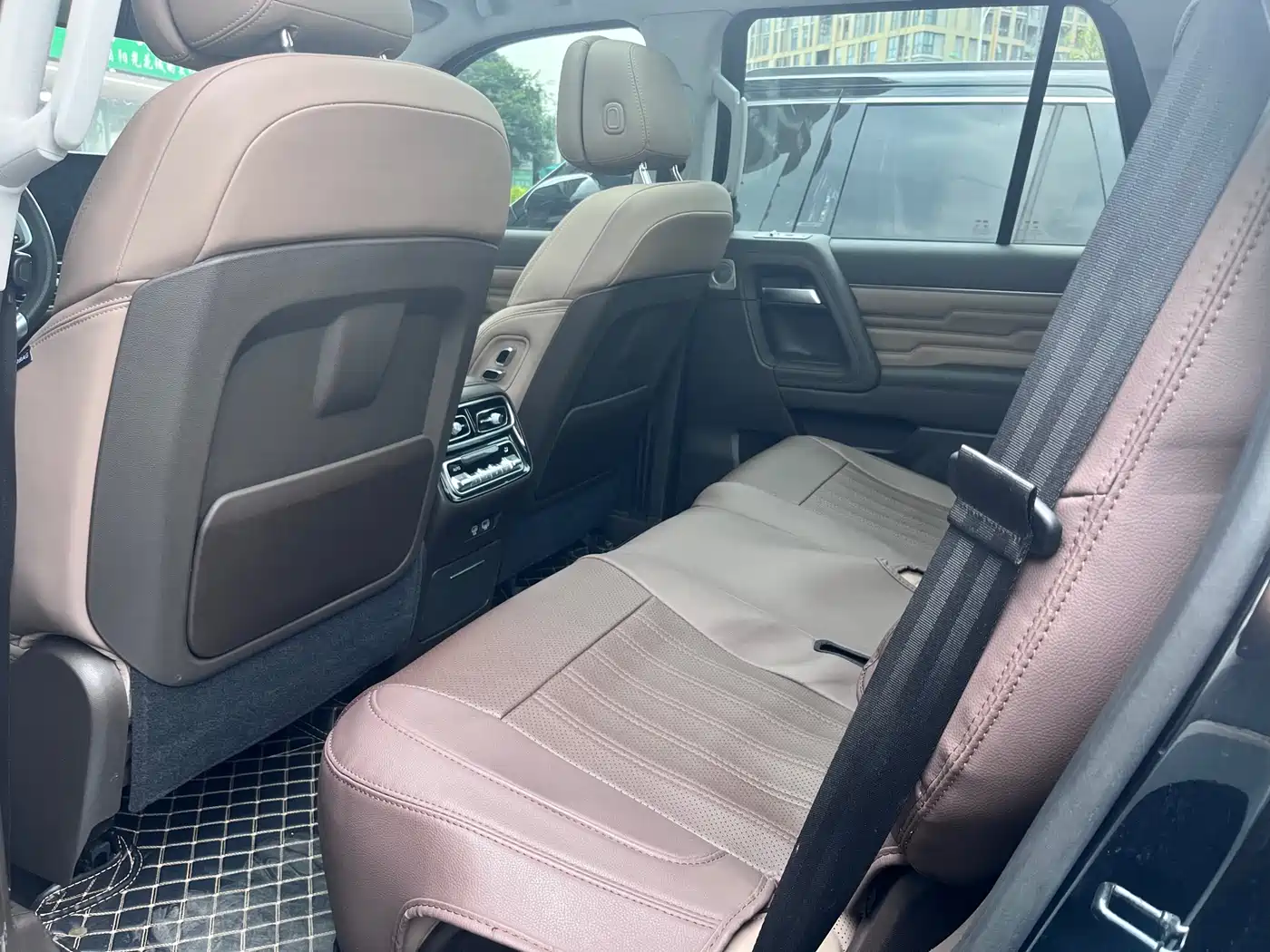 BAIC ORV Beijing Off-Road BJ60 2022 2.0T National Day Edition 7-Seater фото 11