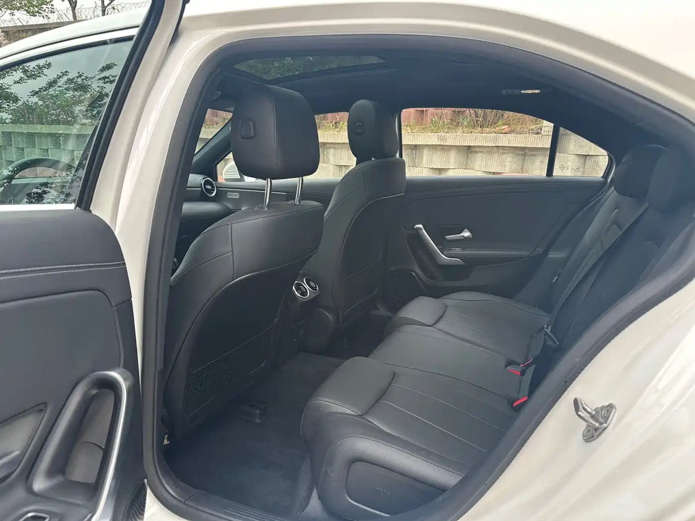 Mercedes-Benz A-Class 2023 A 180 L фото 5