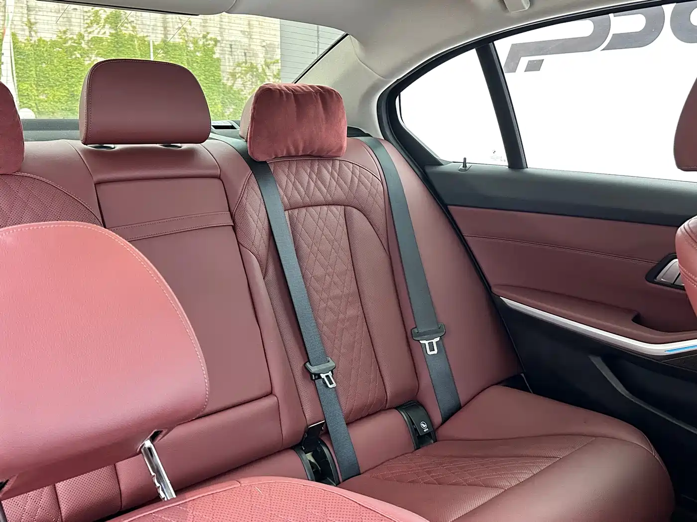 BMW 3 Series 2024 325Li M Sport Package фото 12