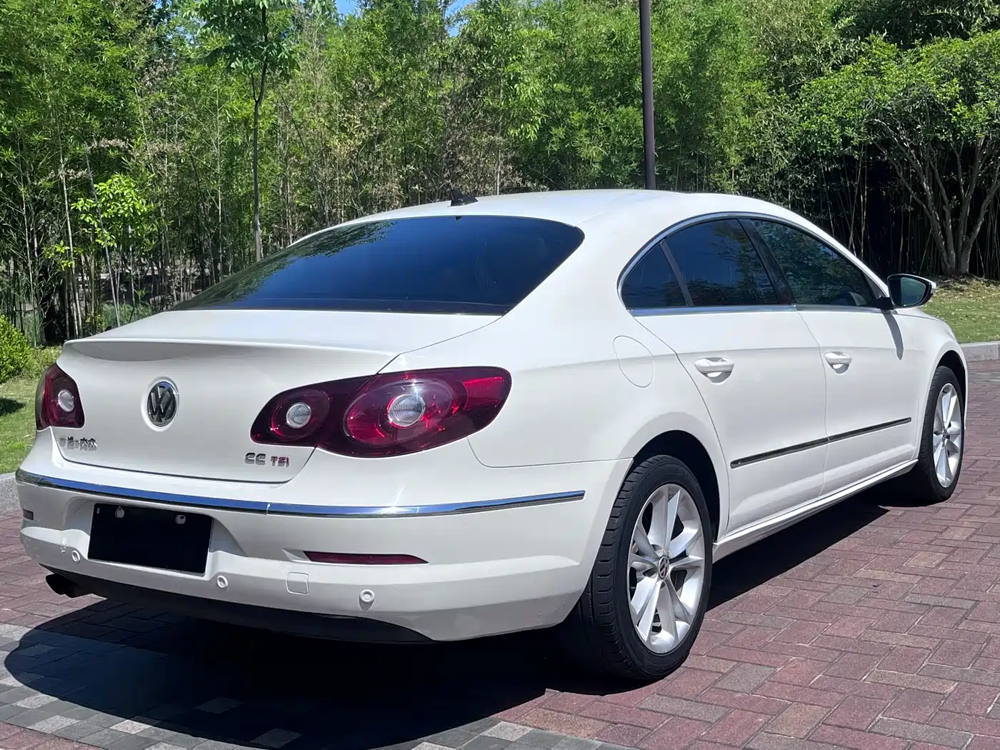 Volkswagen FAW-Volkswagen CC 2011 2.0TSI Supreme фото 7