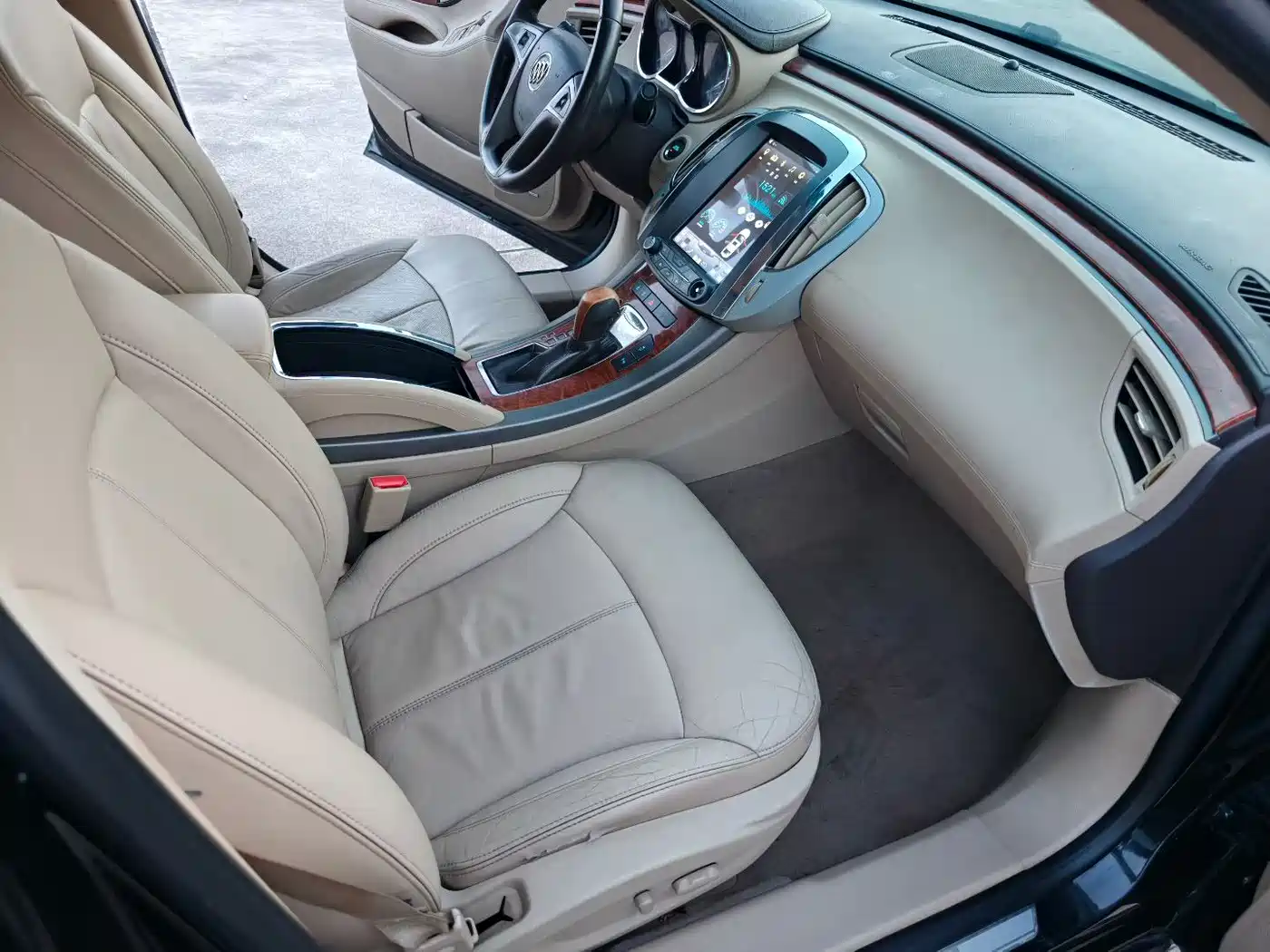 Buick LaCrosse 2012 2.4L SIDI Premium Edition фото 7