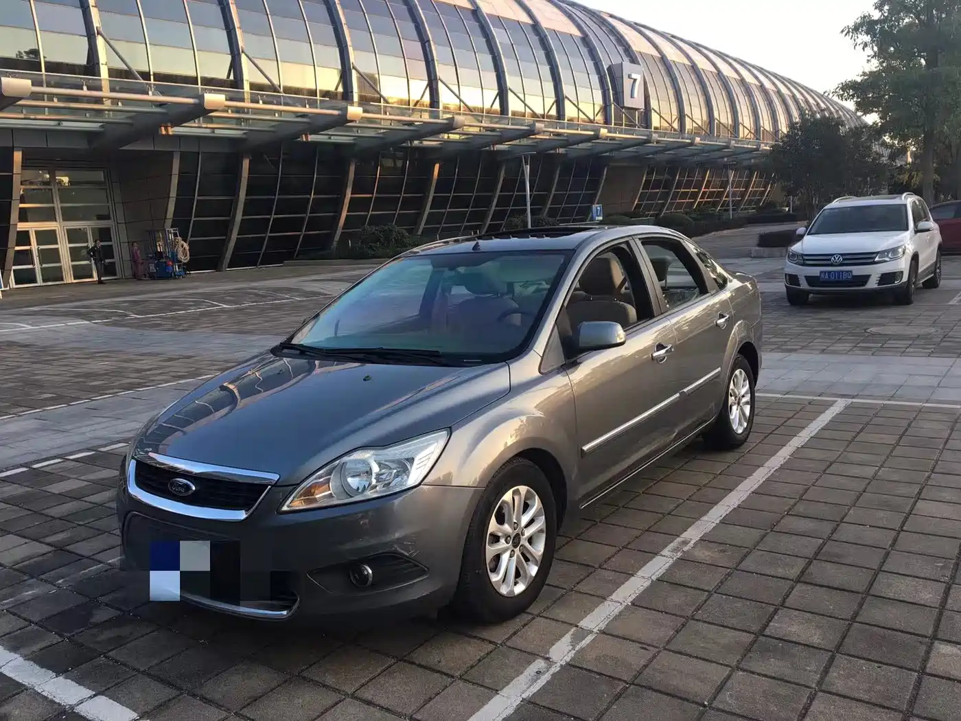 Фото 1 - Ford Focus