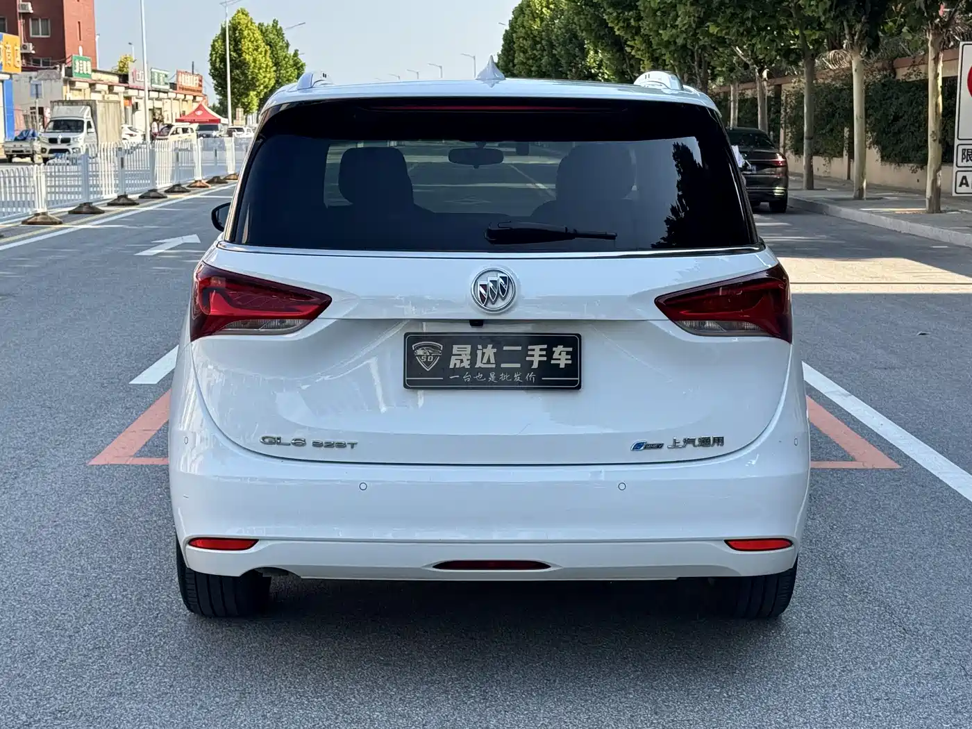 BUICK GL6