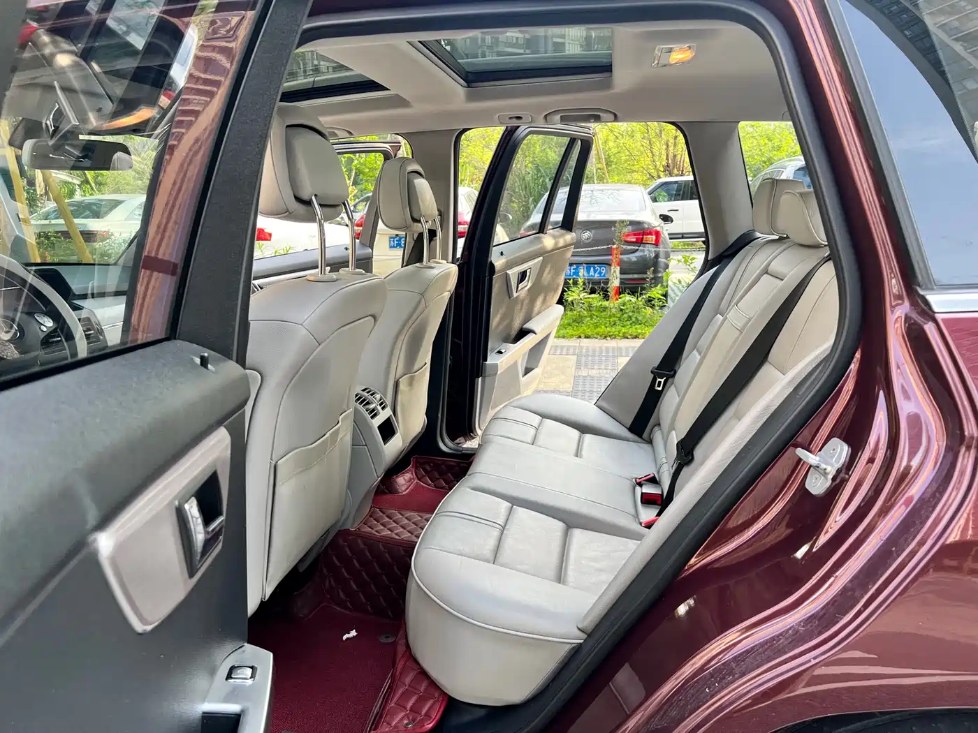 Mercedes-Benz GLK-Class (Import) 2010 GLK 300 4MATIC Fashion фото 18