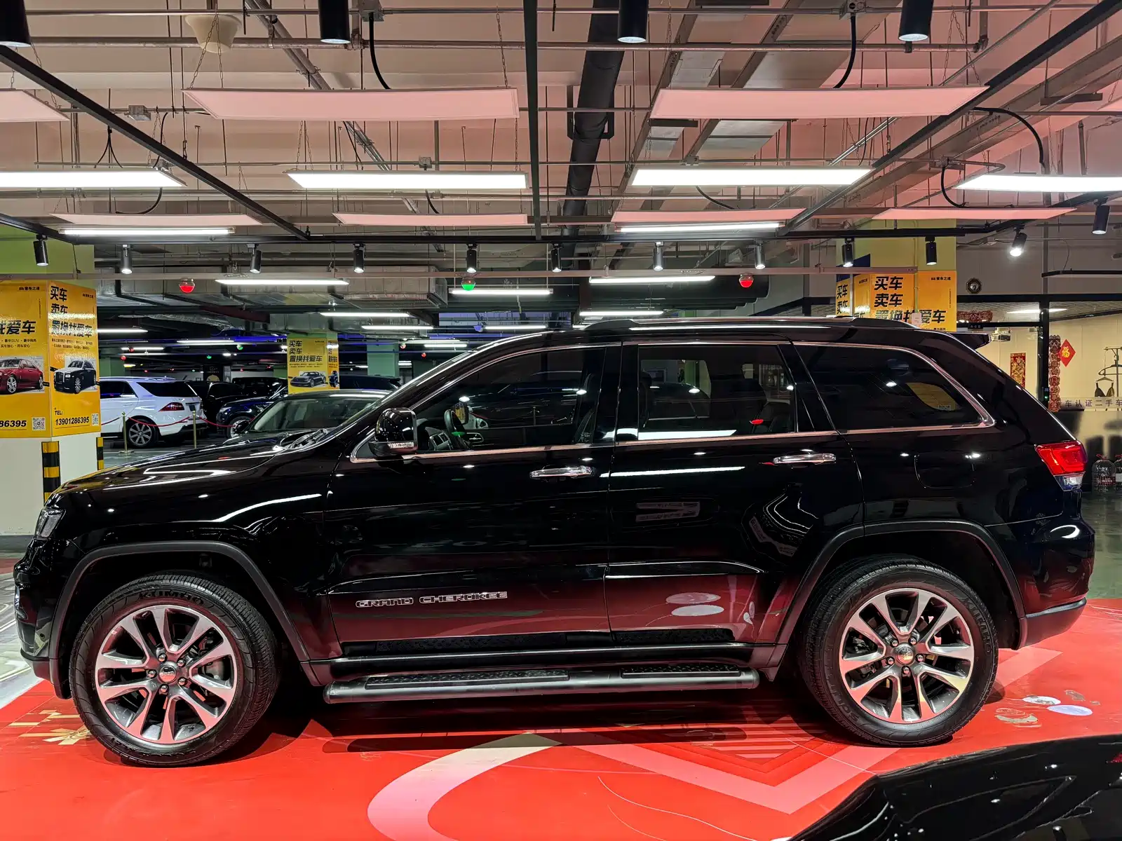 صورة 8 - Jeep Grand Cherokee (Import)
