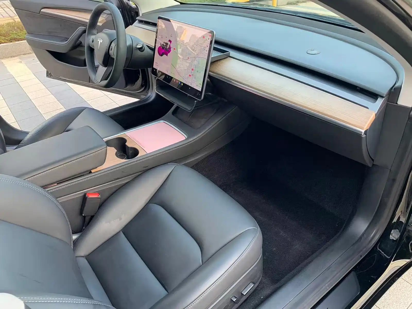 Фото 19 - Tesla Model 3