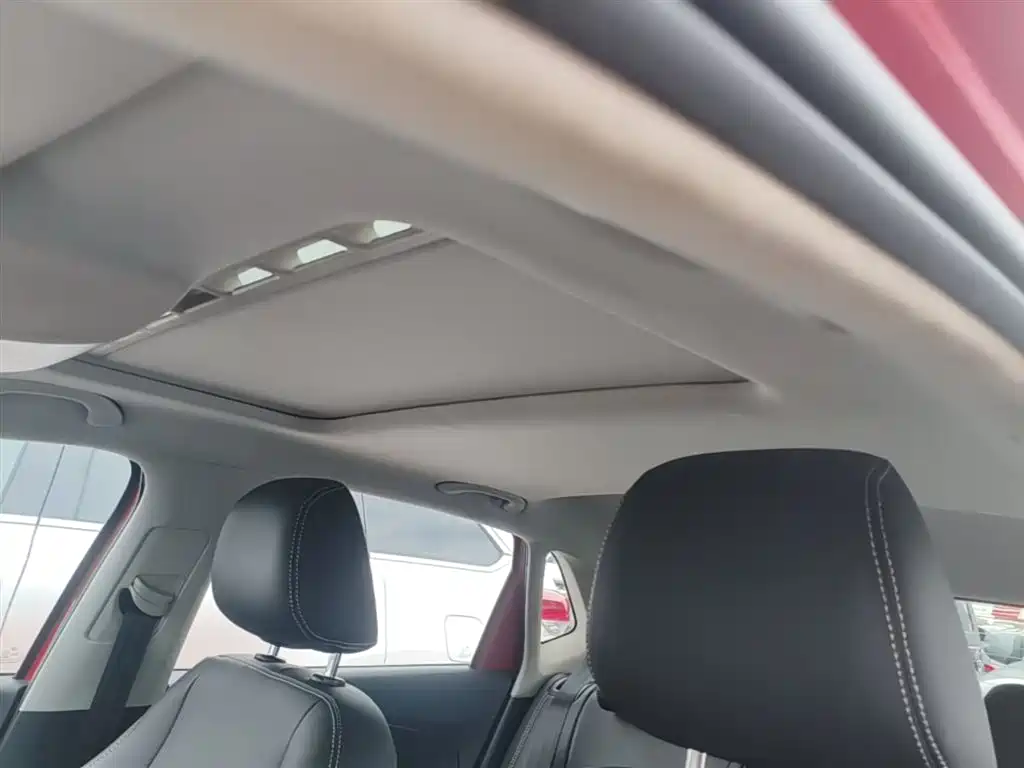 Volkswagen Polo 2016 1.6L Automatic Comfort фото 18