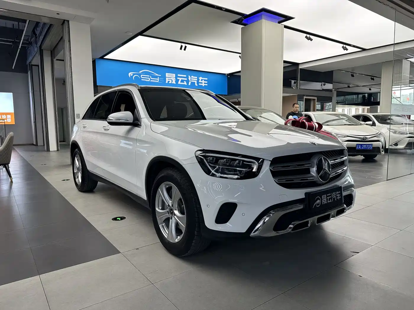 Mercedes-Benz GLC 2020 Facelift GLC 260 L 4MATIC Dynamic фото 3
